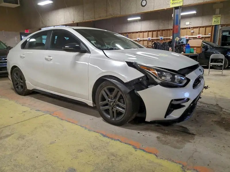 2021 KIA FORTE GT LINE  