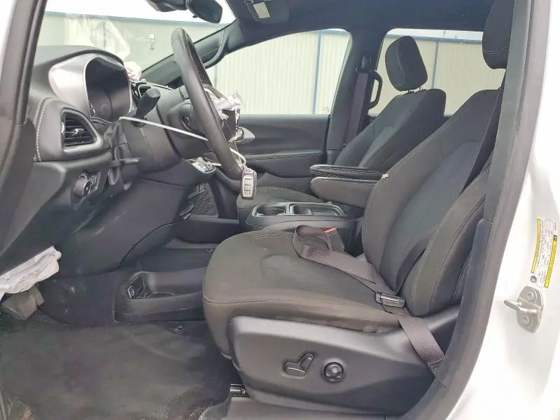 2023 CHRYSLER PACIFICA TOURING  