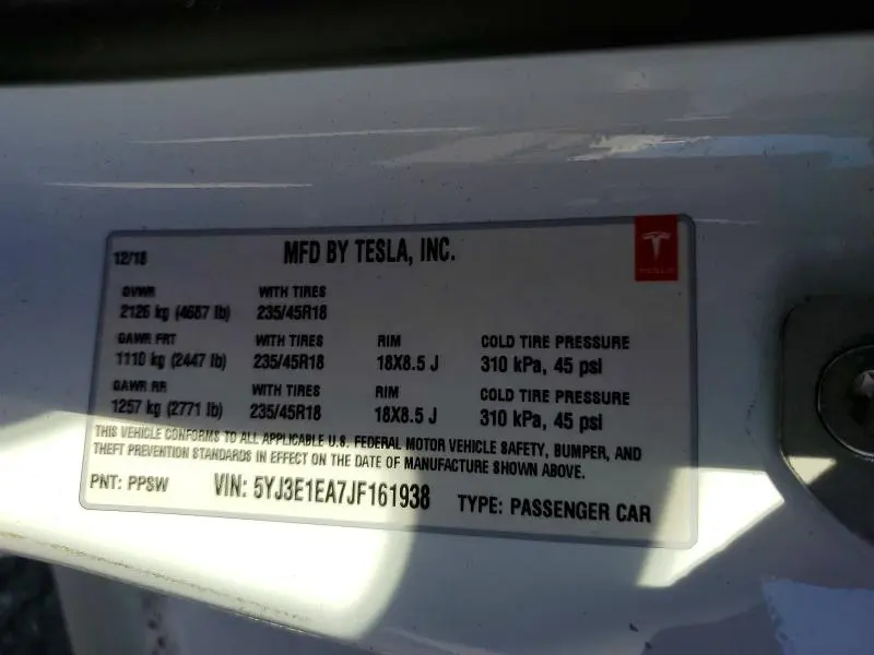 2018 TESLA MODEL 3   