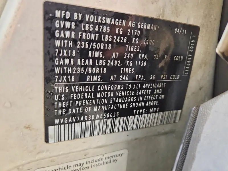 2011 VOLKSWAGEN TIGUAN S  