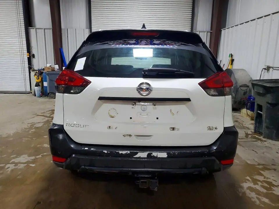 2019 NISSAN ROGUE SV  