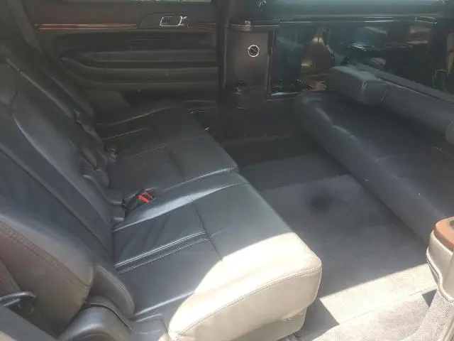 2013 LINCOLN MKT