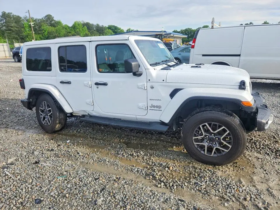 2024 JEEP WRANGLER SAHARA  