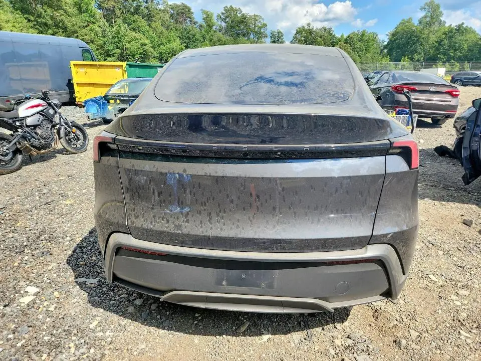 2026 TESLA MODEL Y   