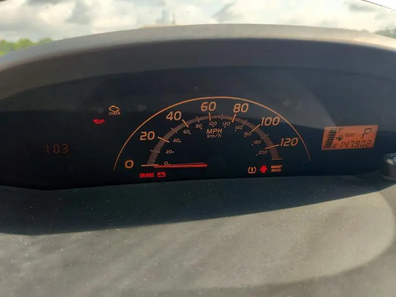 2010 TOYOTA YARIS BASE  