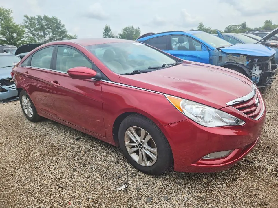 2013 HYUNDAI SONATA GLS  