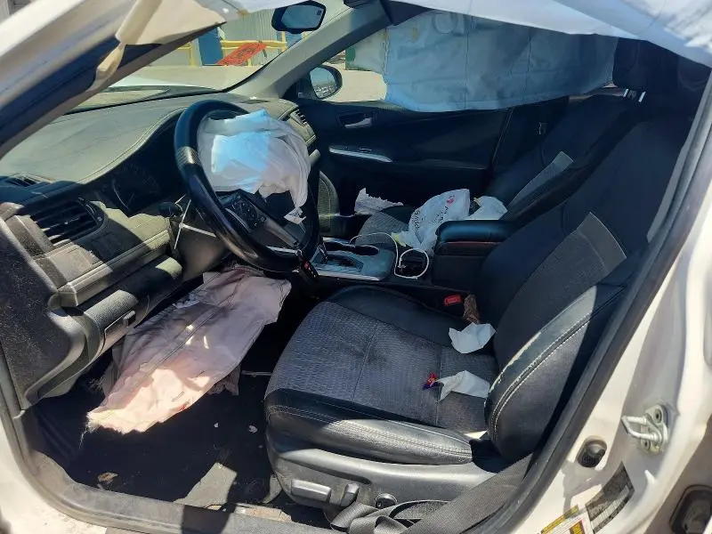 2012 TOYOTA CAMRY SE V6  