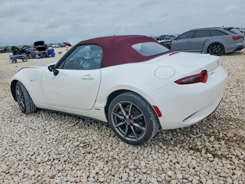2020 MAZDA MX-5 MIATA 100TH ANNIVERSARY  