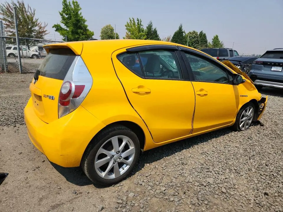 2014 TOYOTA PRIUS C FOUR  