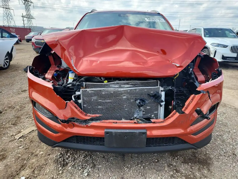2017 HYUNDAI TUCSON SE  