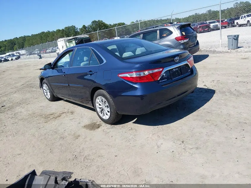 2015 TOYOTA CAMRY LE