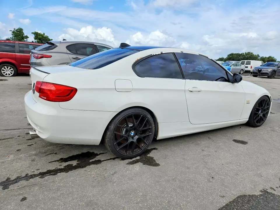 2012 BMW 335 XI  