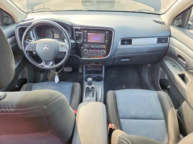 2016 MITSUBISHI OUTLANDER SE  