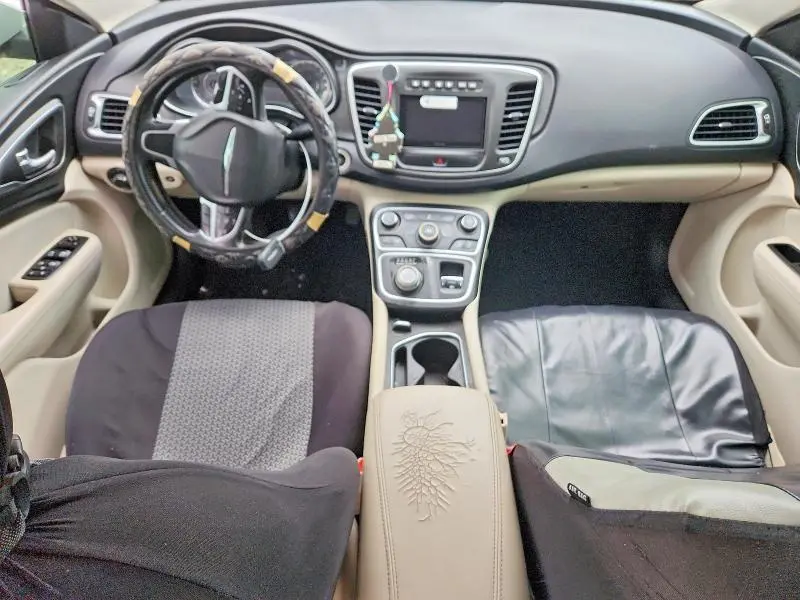2015 CHRYSLER 200   