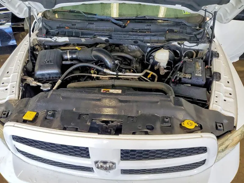 2014 RAM 1500 ST  