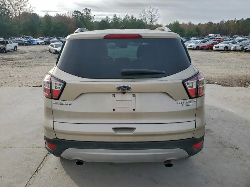 2017 FORD ESCAPE TITANIUM  