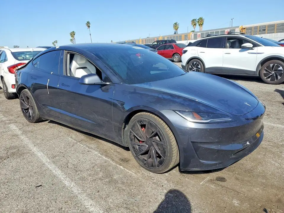 2024 TESLA MODEL 3   