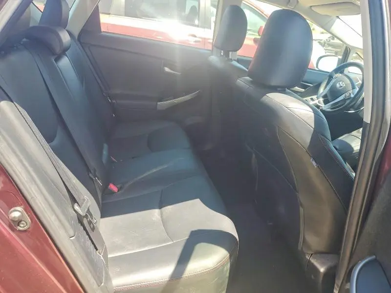 2013 TOYOTA PRIUS PERSONA SERIES SE  