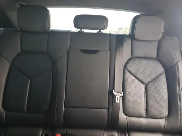 2020 PORSCHE MACAN   