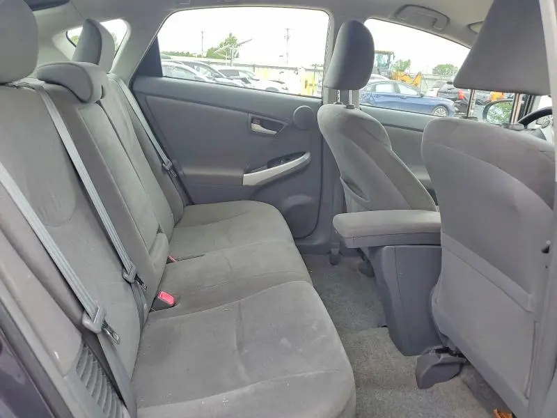 2010 TOYOTA PRIUS III  