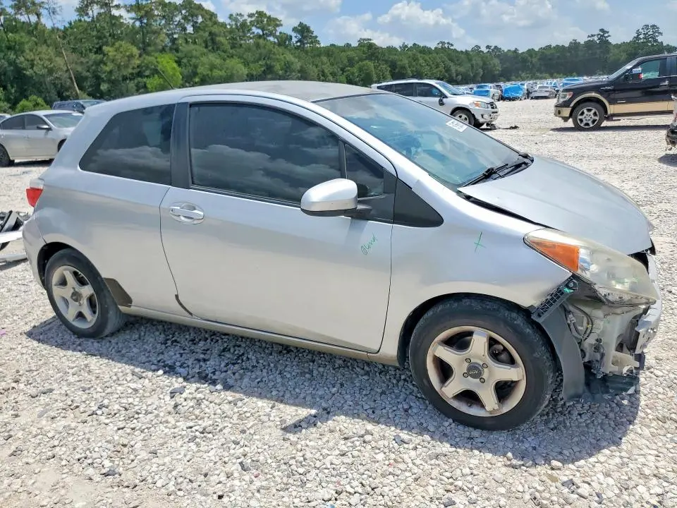 2012 TOYOTA YARIS 3-DOOR L  