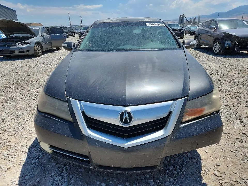 2011 ACURA RL   