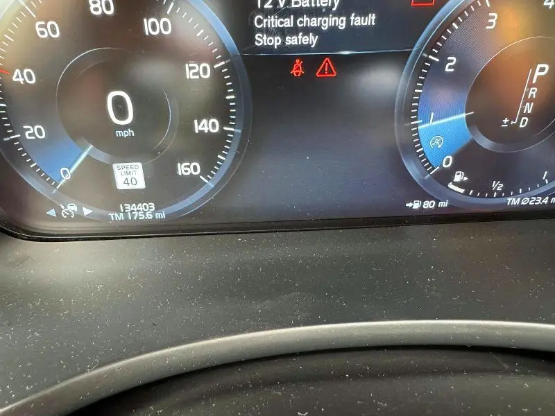 2016 VOLVO XC90 T6  