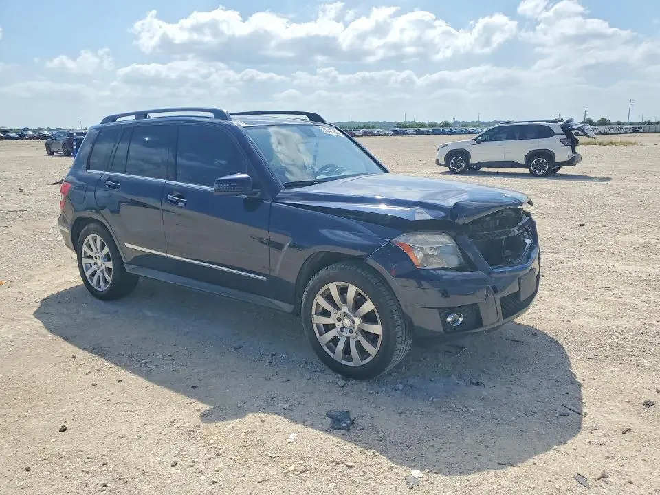 2012 MERCEDES-BENZ GLK   