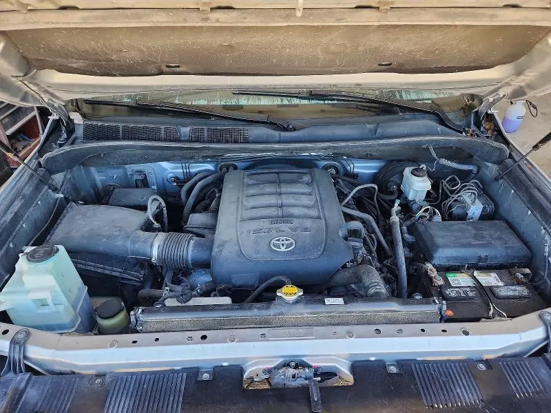 2016 TOYOTA TUNDRA SR5  