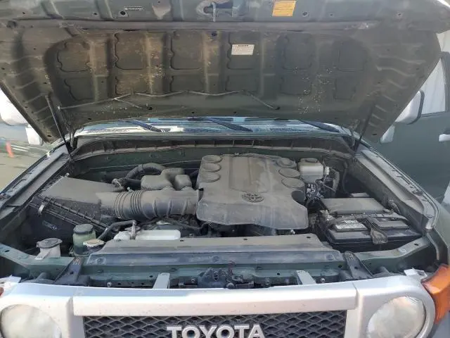 2010 TOYOTA FJ CRUISER   