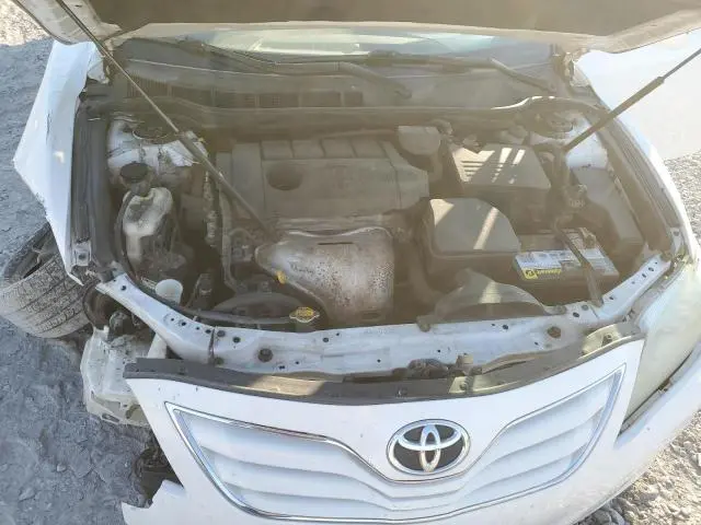 2011 TOYOTA CAMRY BASE  