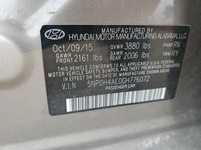 2016 HYUNDAI ELANTRA SE  