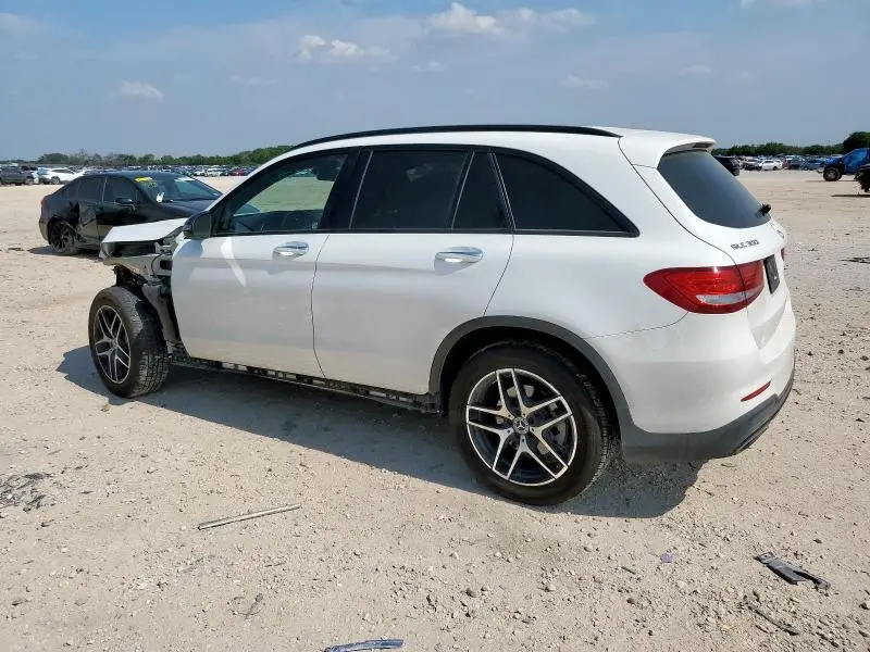 2019 MERCEDES-BENZ GLC 300  
