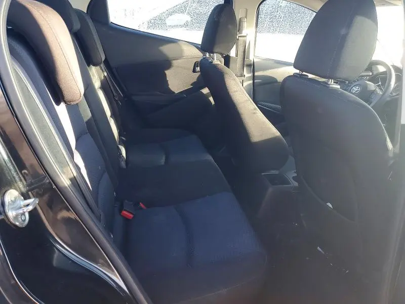 2017 TOYOTA YARIS IA   