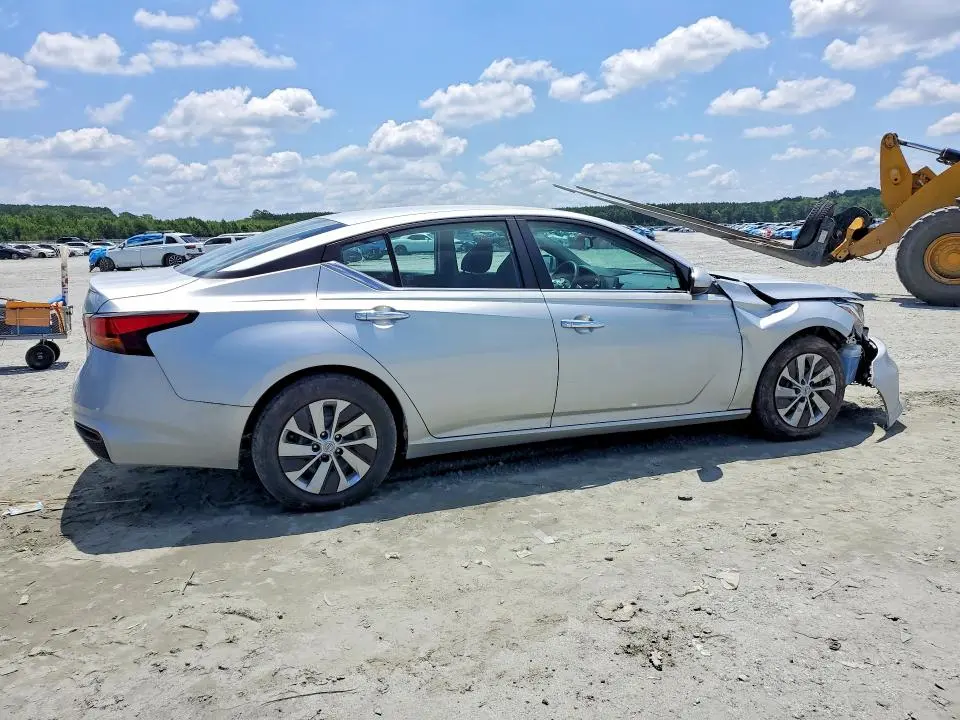 2021 NISSAN ALTIMA S  