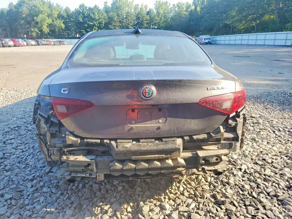 2020 ALFA ROMEO GIULIA TI  