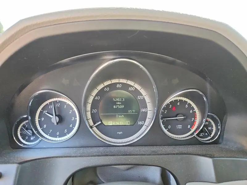 2010 MERCEDES-BENZ E 550  