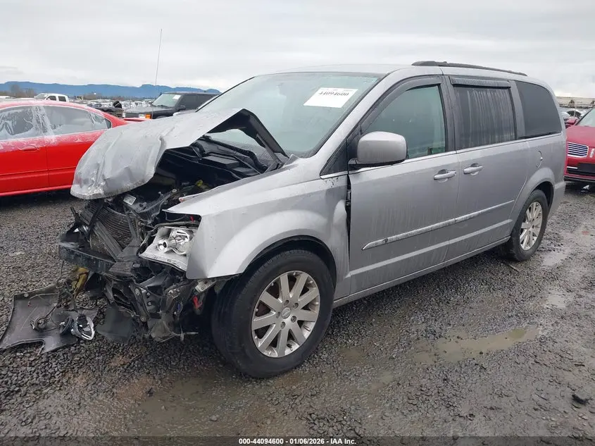 2016 CHRYSLER TOWN & COUNTRY TOURING