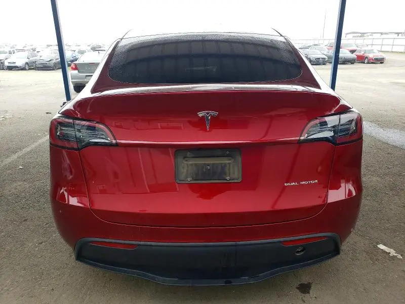2024 TESLA MODEL Y   
