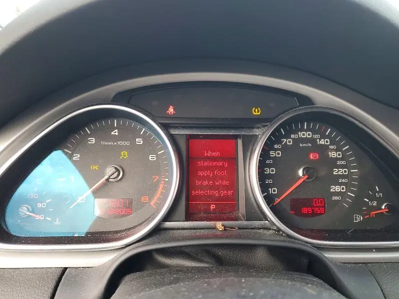 2010 AUDI Q7 PREMIUM  