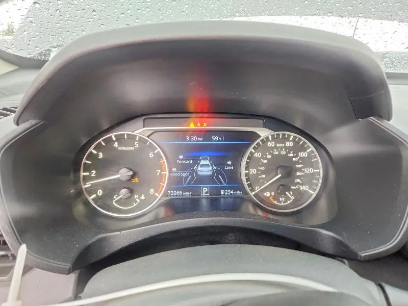 2022 NISSAN ALTIMA SV  