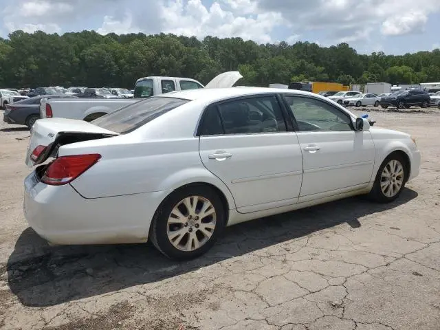 2010 TOYOTA AVALON XL  