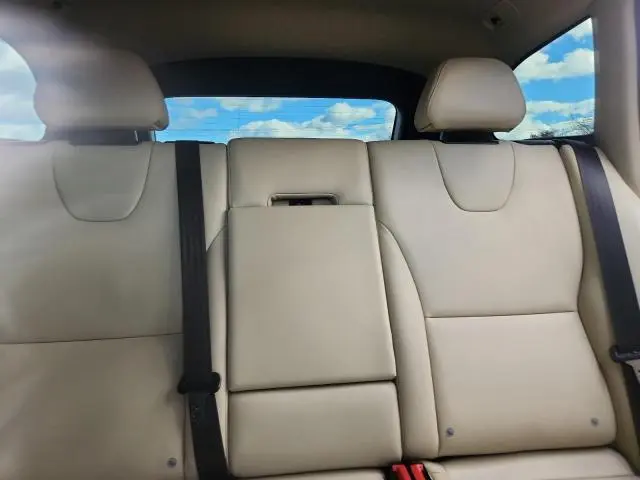 2017 VOLVO XC60 T5 INSCRIPTION  