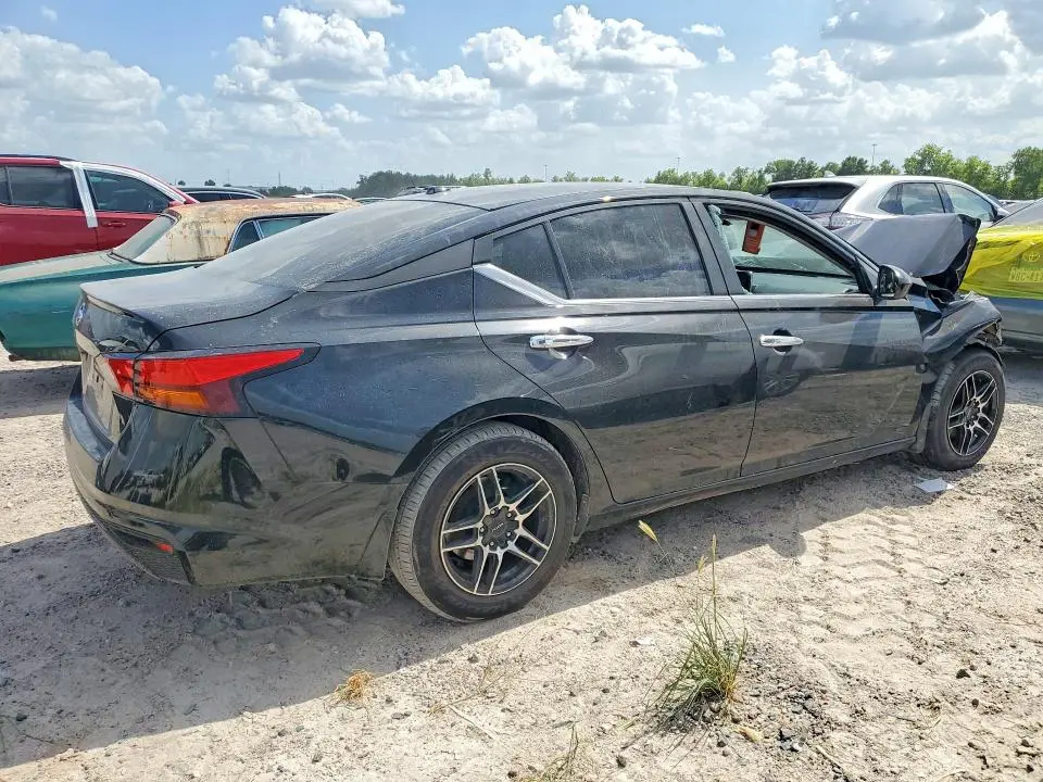 2019 NISSAN ALTIMA S  