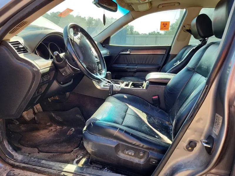 2010 INFINITI M35 BASE  