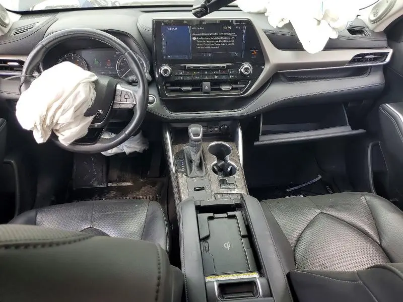 2020 TOYOTA HIGHLANDER LIMITED  