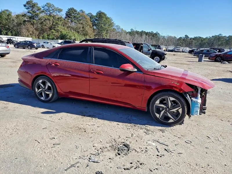 2022 HYUNDAI ELANTRA SEL  