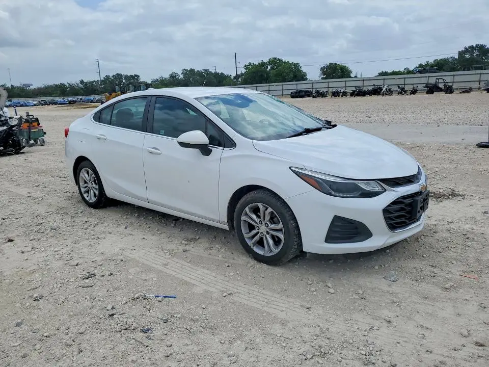 2019 CHEVROLET CRUZE LT  