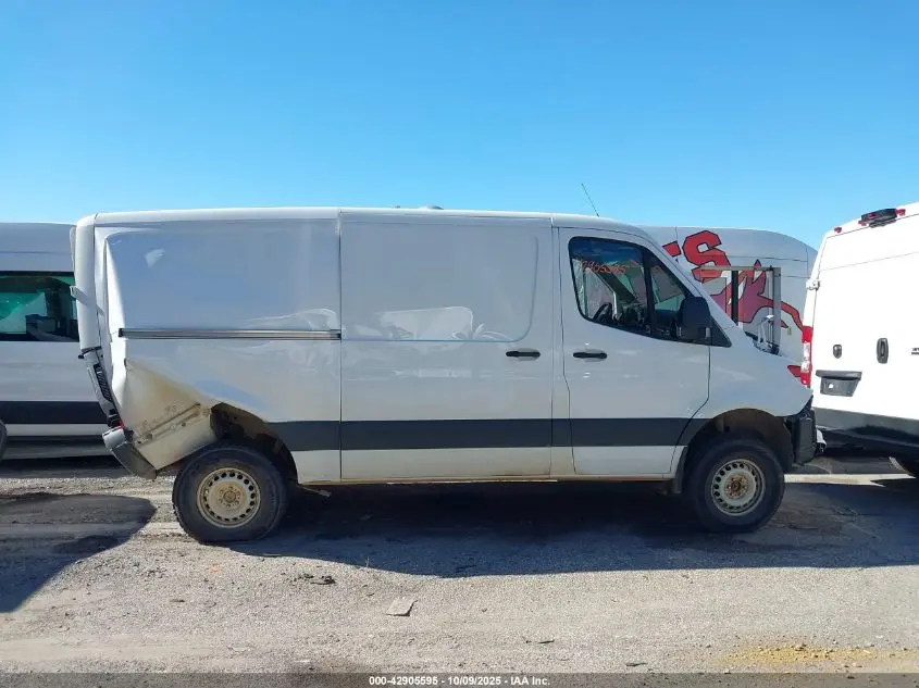 2022 MERCEDES-BENZ SPRINTER 2500 STANDARD ROOF V6