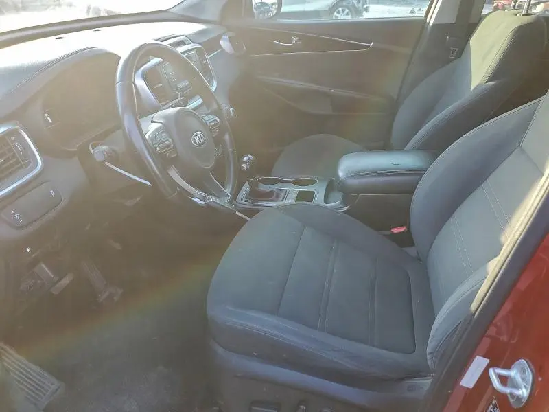 2016 KIA SORENTO LX  